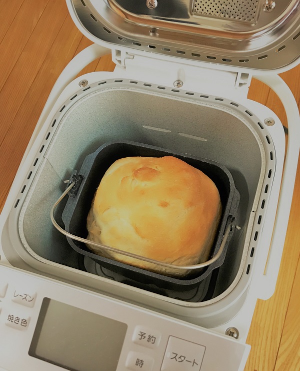 焼きたて食パン